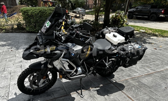 Acheter Occasion Moto BMW R1200GS Adventure Noir à Bokoro, Chari-Baguirmi