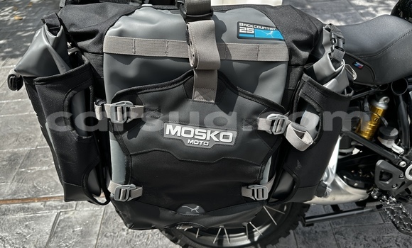 Buy Used BMW R1200GS Adventure Black Bike in Bokoro in Chari-Baguirmi Buy Used BMW R1200GS Adventure Black Bike in Bokoro in Chari-Baguirmi