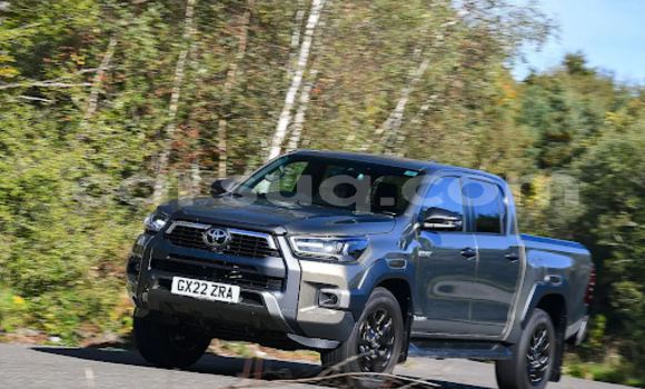 Acheter Occasion Voiture Toyota Hilux Beige à N'Djamena, Chari-Baguirmi Acheter Occasion Voiture Toyota Hilux Beige à N'Djamena, Chari-Baguirmi