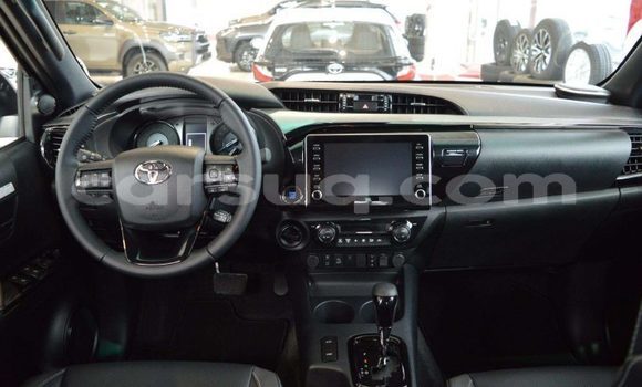 Acheter Neuf Voiture Toyota Hilux Noir à Import - Dubai, Barh el Gazel Acheter Neuf Voiture Toyota Hilux Noir à Import - Dubai, Barh el Gazel