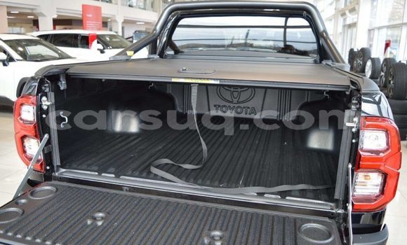 Acheter Neuf Voiture Toyota Hilux Noir à Import - Dubai, Barh el Gazel Acheter Neuf Voiture Toyota Hilux Noir à Import - Dubai, Barh el Gazel