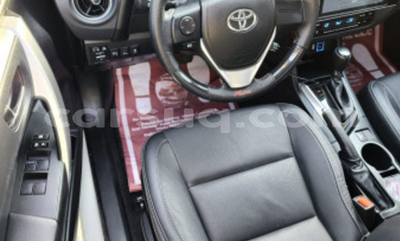 Acheter Occasion Voiture Toyota Corolla Blanc à Import - Dubai, Barh el Gazel Acheter Occasion Voiture Toyota Corolla Blanc à Import - Dubai, Barh el Gazel