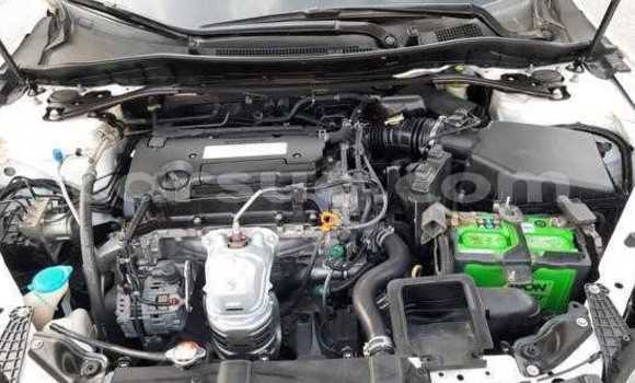 Acheter Occasion Voiture Honda Accord Blanc à Abou Deia, Salamat Acheter Occasion Voiture Honda Accord Blanc à Abou Deia, Salamat