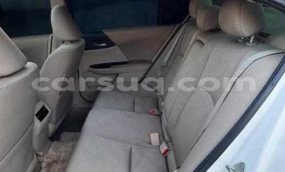 Acheter Occasion Voiture Honda Accord Blanc à Abou Deia, Salamat Acheter Occasion Voiture Honda Accord Blanc à Abou Deia, Salamat