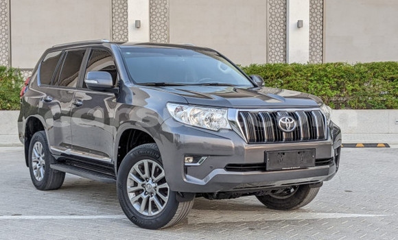 Acheter Occasion Voiture Toyota Land Cruiser Prado Noir à Bardai, Bourkou-Ennedi-Tibesti