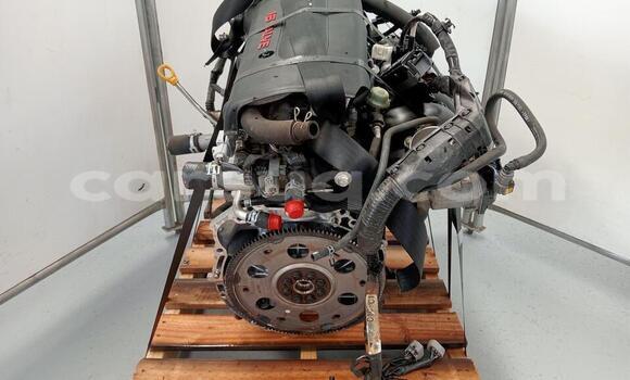 Acheter Toyota RAV4 Engine 2.4L à N'Djamena, Chari-Baguirmi Acheter Toyota RAV4 Engine 2.4L à N'Djamena, Chari-Baguirmi