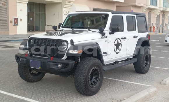 Acheter Occasion Voiture Jeep Wrangler Blanc à N'Djamena, Chari-Baguirmi