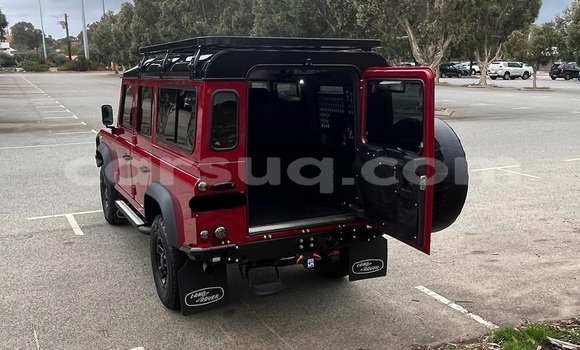 Buy Used Land Rover Defender Red Car in N'Djamena in Chari-Baguirmi Buy Used Land Rover Defender Red Car in N'Djamena in Chari-Baguirmi