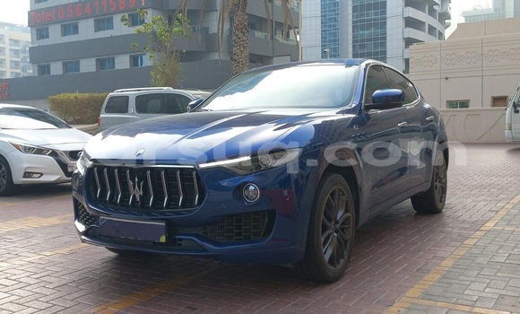 Acheter Occasion Voiture Maserati Levante Bleu à N'Djamena, Chari-Baguirmi Acheter Occasion Voiture Maserati Levante Bleu à N'Djamena, Chari-Baguirmi