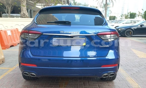 Acheter Occasion Voiture Maserati Levante Bleu à N'Djamena, Chari-Baguirmi Acheter Occasion Voiture Maserati Levante Bleu à N'Djamena, Chari-Baguirmi