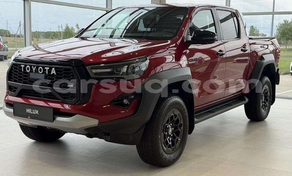 Acheter Occasion Voiture Toyota Hilux Rouge à N'Djamena, Chari-Baguirmi