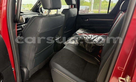 Acheter Occasion Voiture Toyota Hilux Rouge à N'Djamena, Chari-Baguirmi Acheter Occasion Voiture Toyota Hilux Rouge à N'Djamena, Chari-Baguirmi