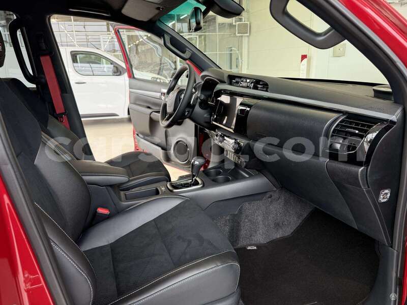 Big with watermark toyota hilux chari baguirmi n djamena 4220