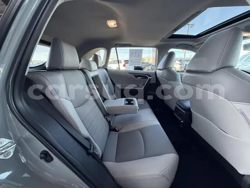 Big with watermark toyota rav4 bourkou ennedi tibesti aouzou 4230