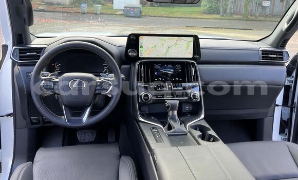 Buy Used Lexus LX White Car in Am Djarass in Ennedi-East Buy Used Lexus LX White Car in Am Djarass in Ennedi-East