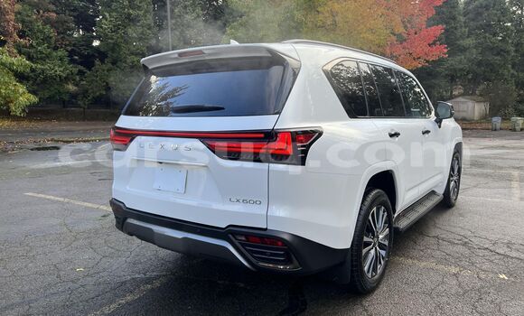 Buy Used Lexus LX White Car in Am Djarass in Ennedi-East Buy Used Lexus LX White Car in Am Djarass in Ennedi-East