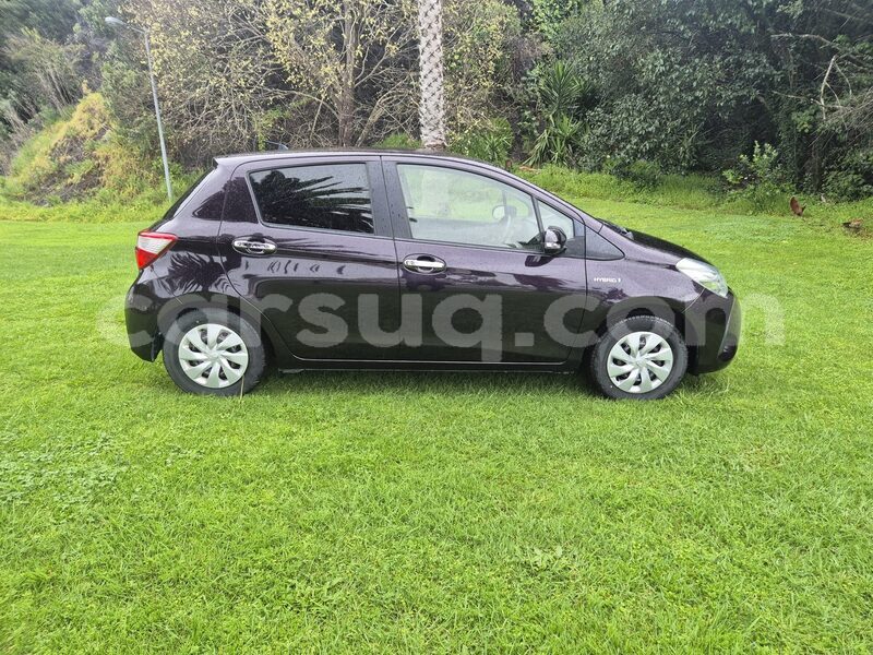 Big with watermark toyota vitz chari baguirmi n djamena 4247