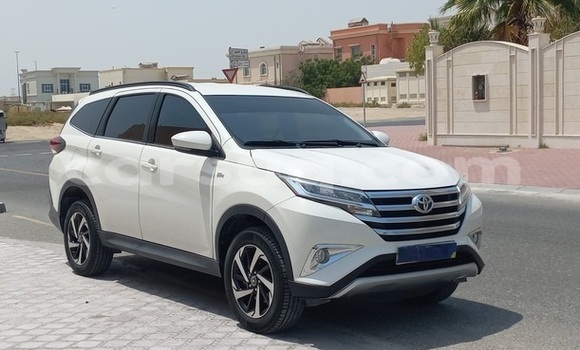 Acheter Occasion Voiture Toyota Rush Noir à N'Djamena, Chari-Baguirmi Acheter Occasion Voiture Toyota Rush Noir à N'Djamena, Chari-Baguirmi