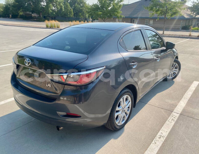 Big with watermark toyota yaris chari baguirmi n djamena 4255