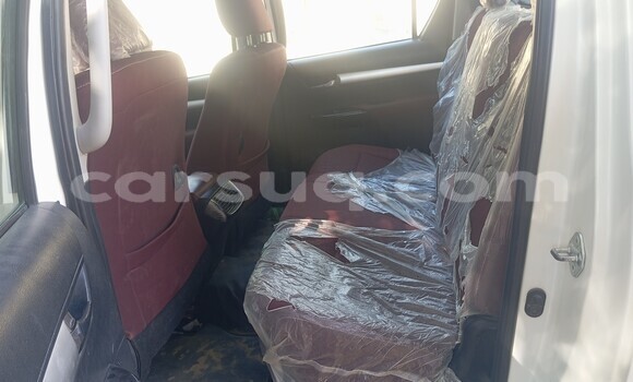 Acheter Occasion Voiture ZX Admiral Blanc à N'Djamena, Chari-Baguirmi Acheter Occasion Voiture ZX Admiral Blanc à N'Djamena, Chari-Baguirmi