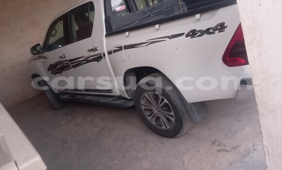 Acheter Occasion Voiture ZX Admiral Blanc à N'Djamena, Chari-Baguirmi Acheter Occasion Voiture ZX Admiral Blanc à N'Djamena, Chari-Baguirmi