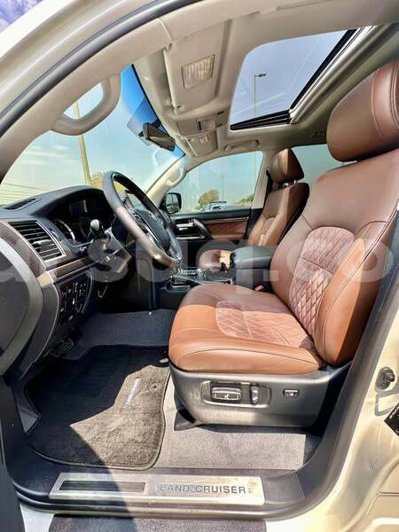 Big with watermark toyota land cruiser borkou region faya largeau 4266