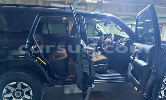 Acheter Occasion Voiture Toyota 4Runner Noir à N'Djamena, Chari-Baguirmi Acheter Occasion Voiture Toyota 4Runner Noir à N'Djamena, Chari-Baguirmi