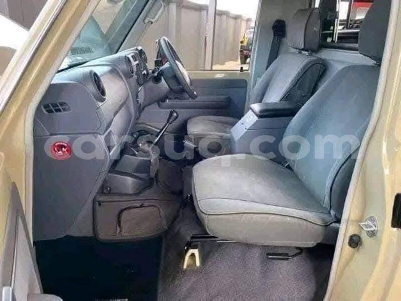 Big with watermark toyota land cruiser logone occidental region moundou 4274