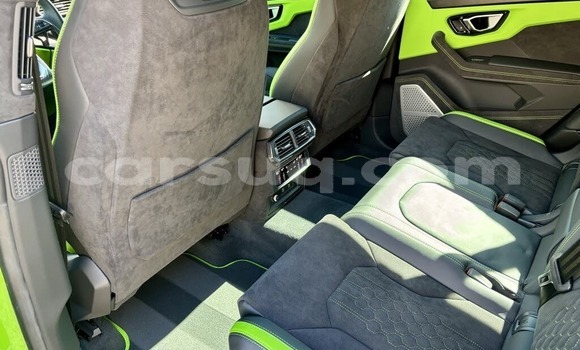 Buy Used Lamborghini Urus Green Car in Am Dam in Ouaddai Buy Used Lamborghini Urus Green Car in Am Dam in Ouaddai