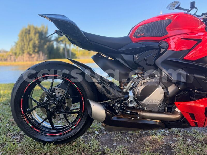 Big with watermark ducati streetfighter salamat abou deia 4287