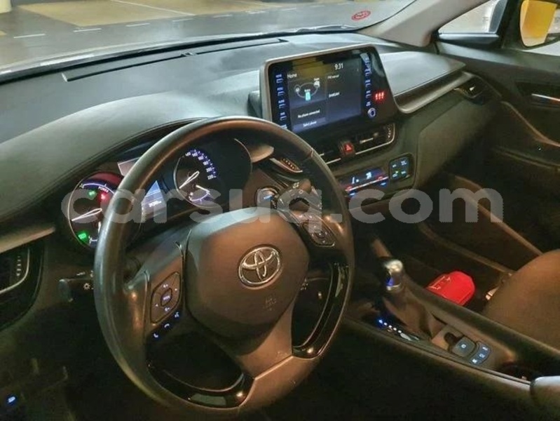 Big with watermark toyota c hr chari baguirmi n djamena 4297