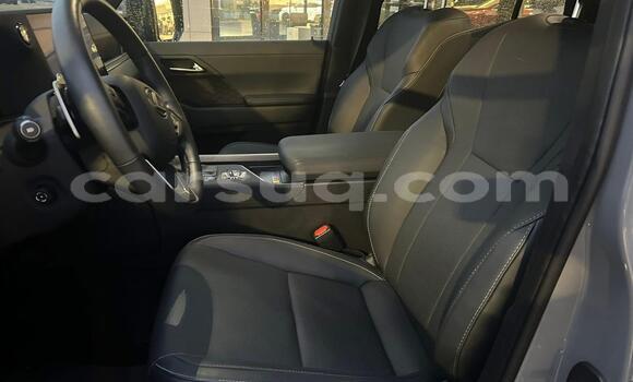 Buy Used Lexus GX White Car in N'Djamena in Chari-Baguirmi Buy Used Lexus GX White Car in N'Djamena in Chari-Baguirmi