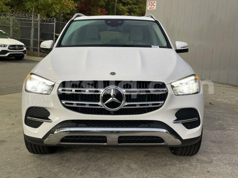 Big with watermark mercedes benz glc 250d bourkou ennedi tibesti aouzou 4310