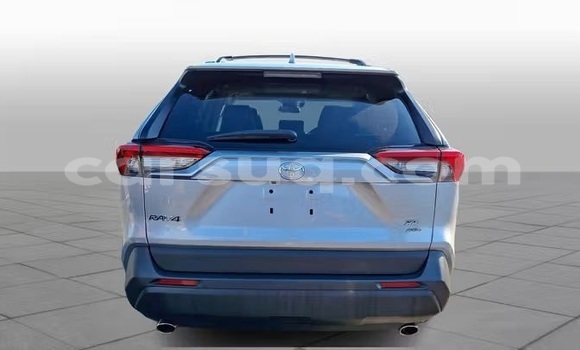 Acheter Occasion Voiture Toyota RAV4 Gris à N'Djamena, Chari-Baguirmi Acheter Occasion Voiture Toyota RAV4 Gris à N'Djamena, Chari-Baguirmi