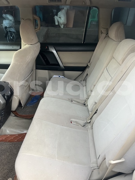 Big with watermark toyota land cruiser prado chari baguirmi n djamena 4318