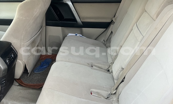 Acheter Occasion Voiture Toyota Land Cruiser Prado Blanc à N'Djamena, Chari-Baguirmi Acheter Occasion Voiture Toyota Land Cruiser Prado Blanc à N'Djamena, Chari-Baguirmi