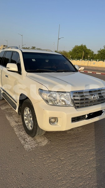 Big with watermark toyota land cruiser chari baguirmi n djamena 4319