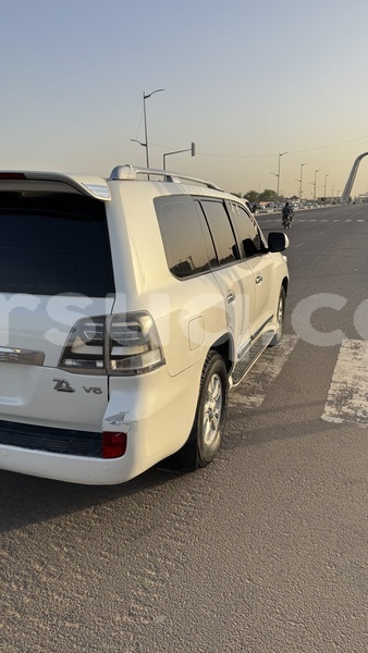 Big with watermark toyota land cruiser chari baguirmi n djamena 4319