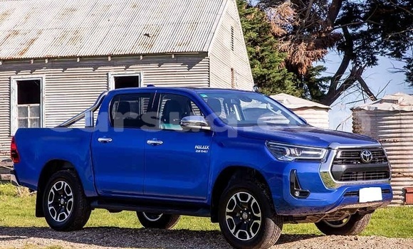 Acheter Occasion Voiture Toyota Hilux Blanc à N'Djamena, Chari-Baguirmi Acheter Occasion Voiture Toyota Hilux Blanc à N'Djamena, Chari-Baguirmi