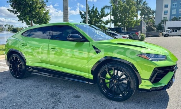 Acheter Occasion Voiture Lamborghini Urus Vert à Am Timan, Salamat Region