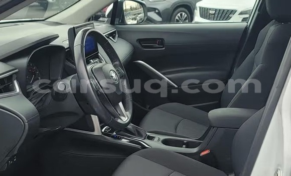 Acheter Occasion Voiture Toyota Corolla Cross Blanc à N'Djamena, Chari-Baguirmi Acheter Occasion Voiture Toyota Corolla Cross Blanc à N'Djamena, Chari-Baguirmi