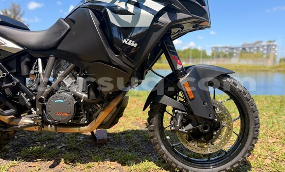 Acheter Occasion Moto KTM ADVENTURE Noir à Abéché, Ouaddai Region Acheter Occasion Moto KTM ADVENTURE Noir à Abéché, Ouaddai Region