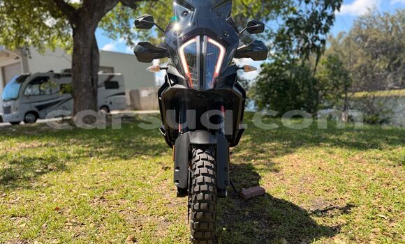 Acheter Occasion Moto KTM ADVENTURE Noir à Abéché, Ouaddai Region Acheter Occasion Moto KTM ADVENTURE Noir à Abéché, Ouaddai Region