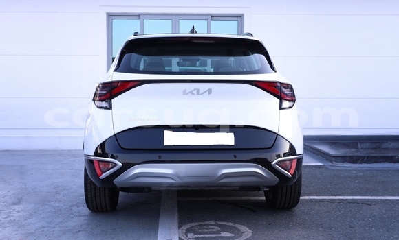 Acheter Occasion Voiture Kia Sportage Blanc à N'Djamena, Chari-Baguirmi Acheter Occasion Voiture Kia Sportage Blanc à N'Djamena, Chari-Baguirmi