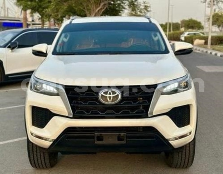 Big with watermark toyota fortuner chari baguirmi n djamena 4339