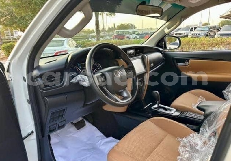 Big with watermark toyota fortuner chari baguirmi n djamena 4339