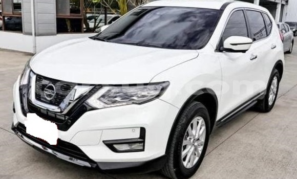 Acheter Occasion Voiture Nissan X–Trail Blanc à N'Djamena, Chari-Baguirmi