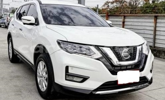 Acheter Occasion Voiture Nissan X–Trail Blanc à N'Djamena, Chari-Baguirmi Acheter Occasion Voiture Nissan X–Trail Blanc à N'Djamena, Chari-Baguirmi