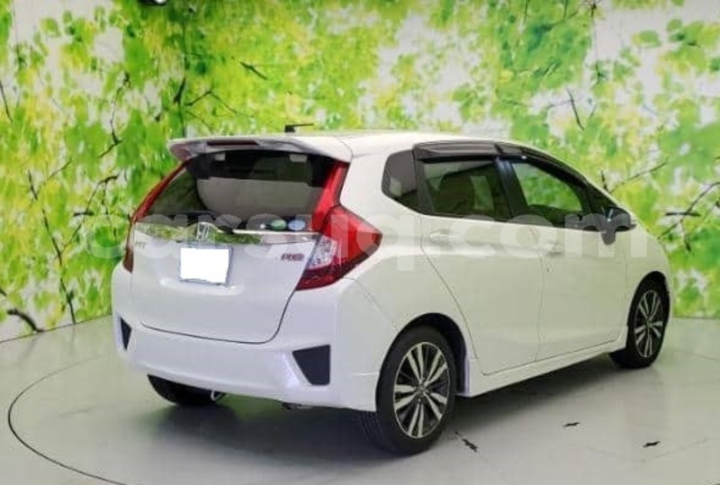 Big with watermark honda fit chari baguirmi n djamena 4345