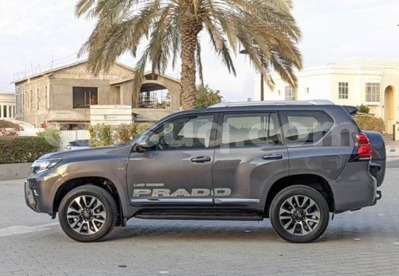 Big with watermark toyota land cruiser prado chari baguirmi n djamena 4346